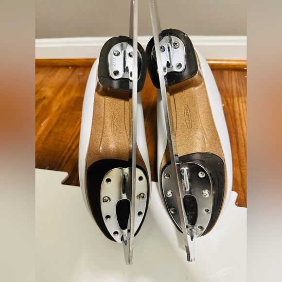 Jackson Freestyle Figure Skates 7.5 Aspire XP Blade 9.75” - Picture 3 of 9